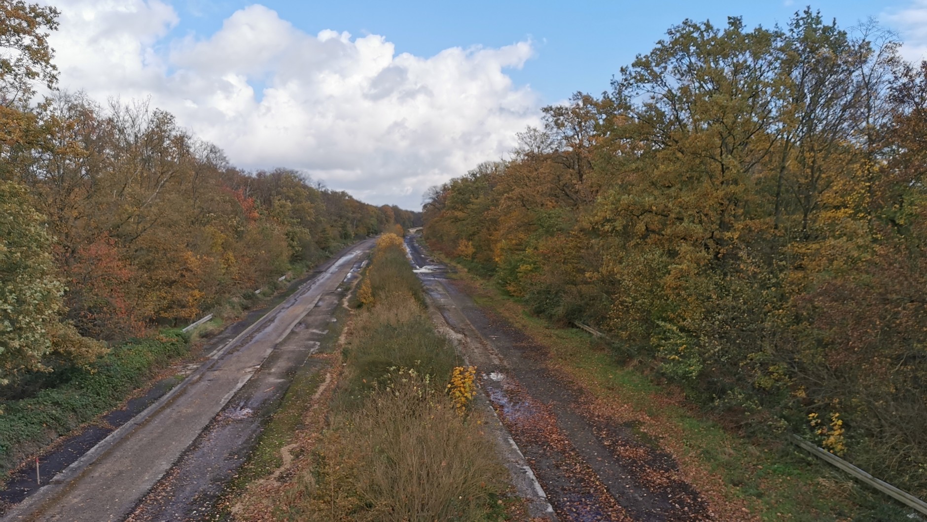 Stara autostrada A4 w Niemczech. Zdjęcie z 2023 r.