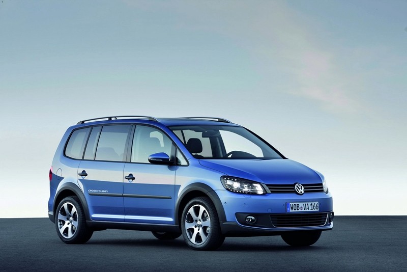 Volkswagen CrossTouran - właściwie dla kogo on jest?