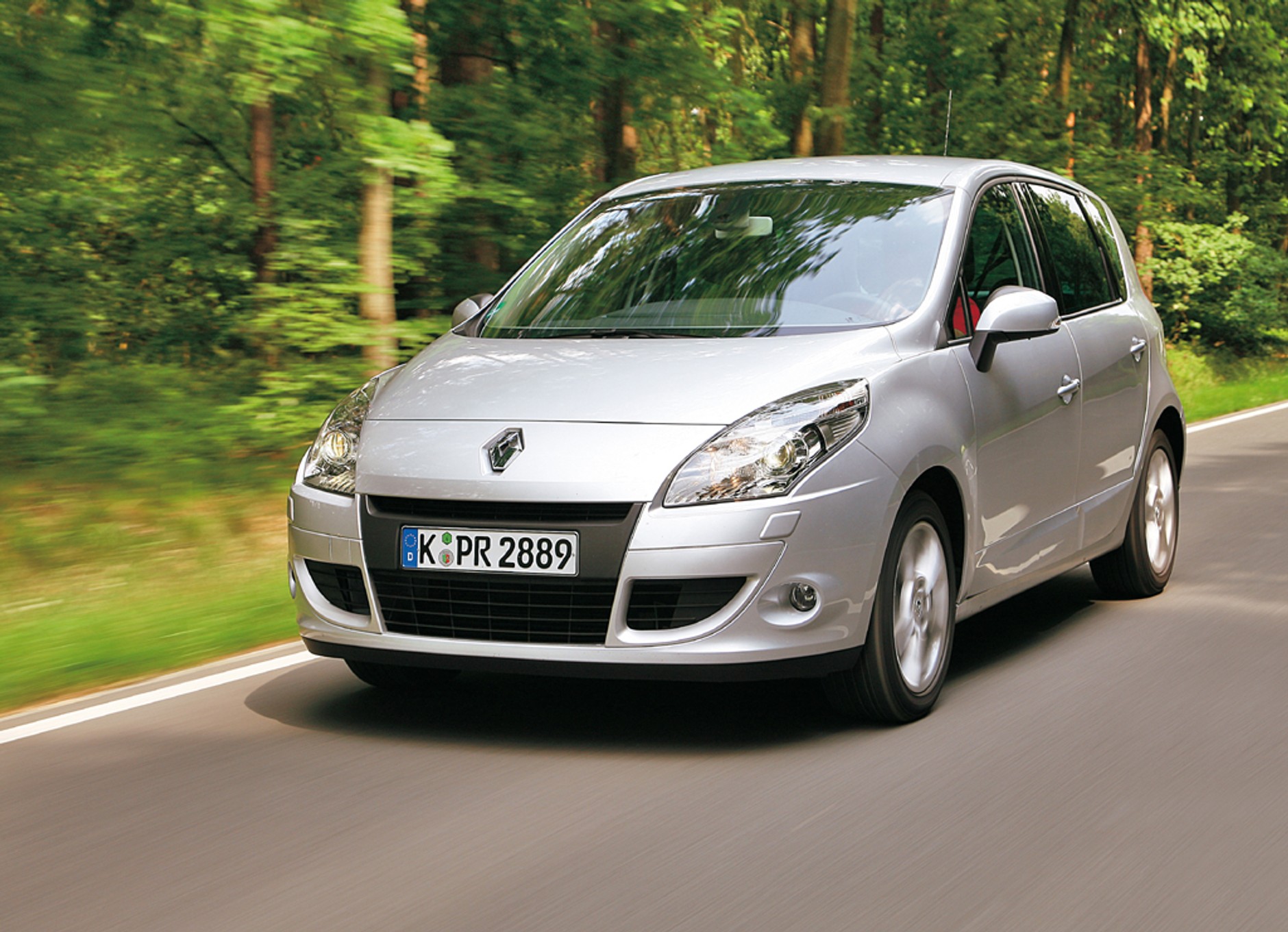 Minivany na każdą okazję - Renault Scenic kontra Ford C-Max i Mercedes Klasy B