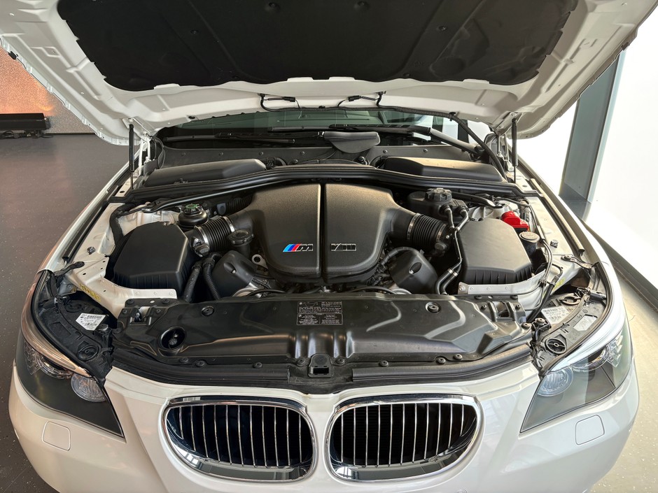 BMW M5 Touring E61