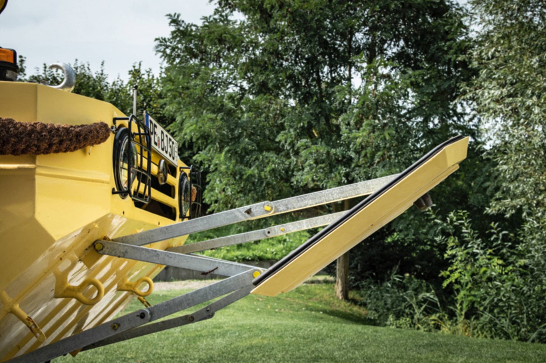 Beijing BJ 212 Amfibia