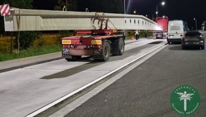 Inspektorzy ITD zatrzymali do kontroli kolumnę sześciu pojazdów