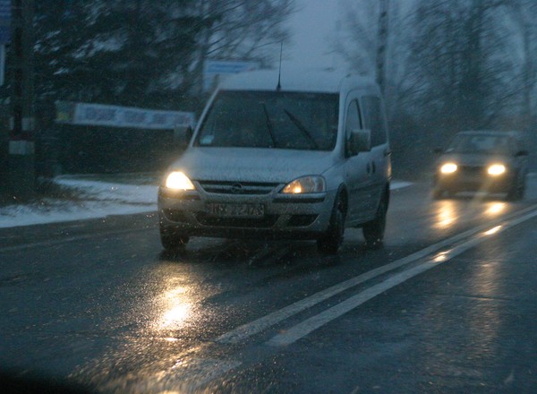 Jak dbać o oświetlenie auta – 5 dobrych rad