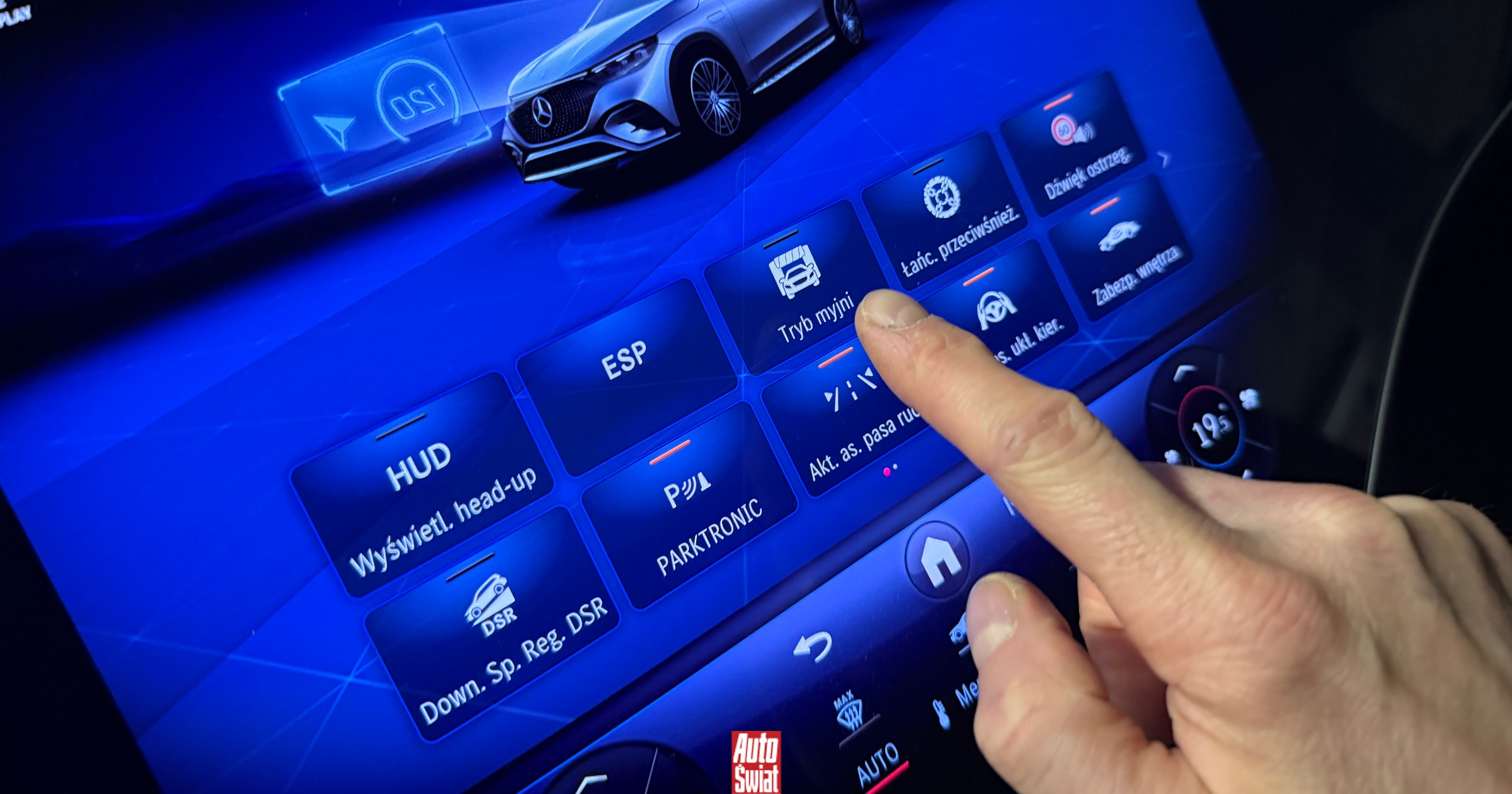 Kierowcy ignorują tę funkcję i wjeżdżają na myjnię. A potem...