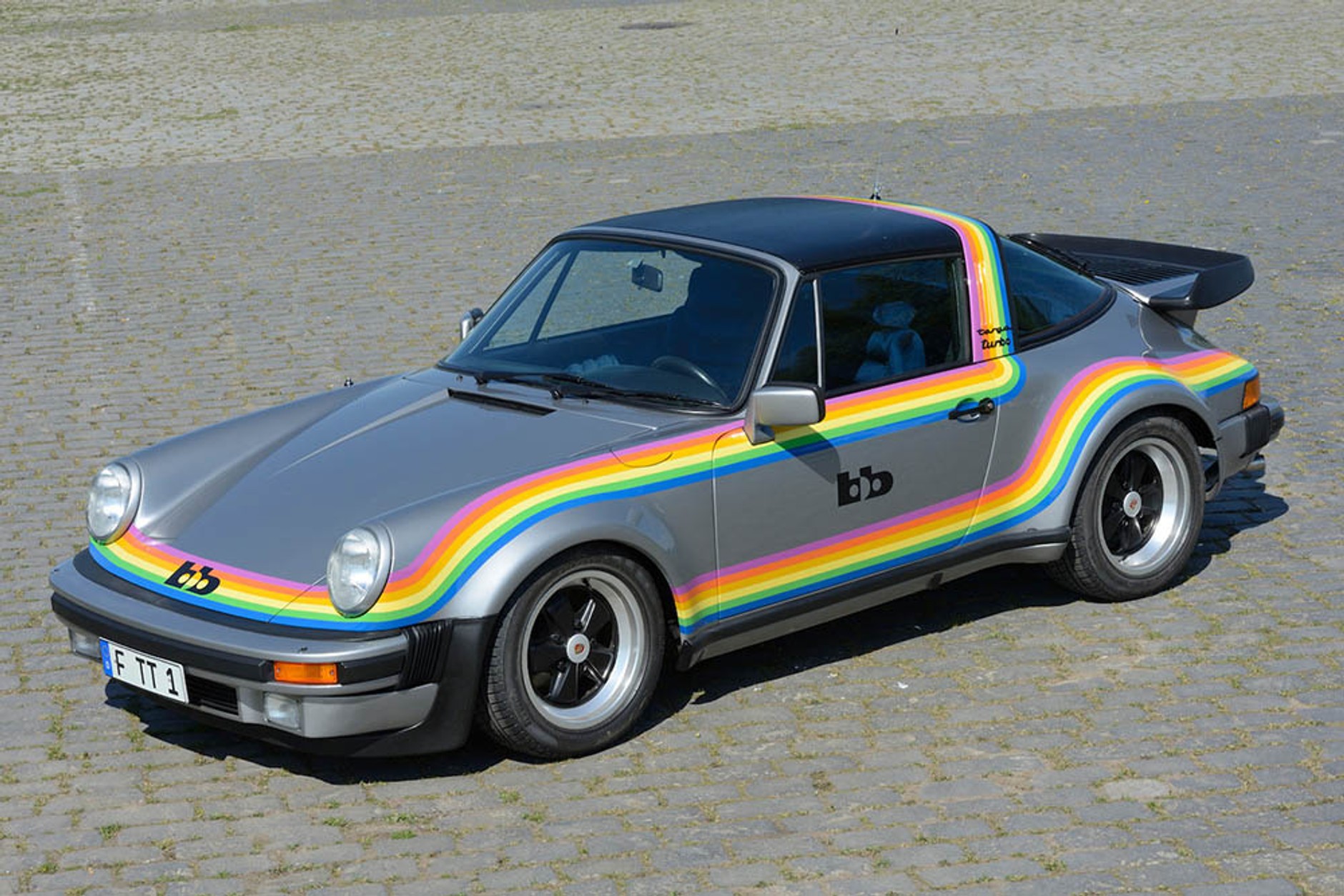 Porsche 911 Turbo Targa – w kolorach tęczy