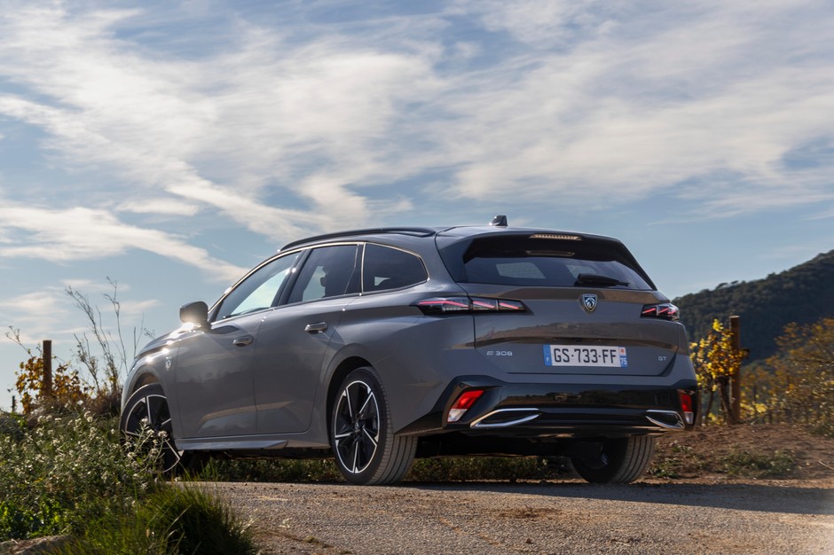2024 Peugeot E-308