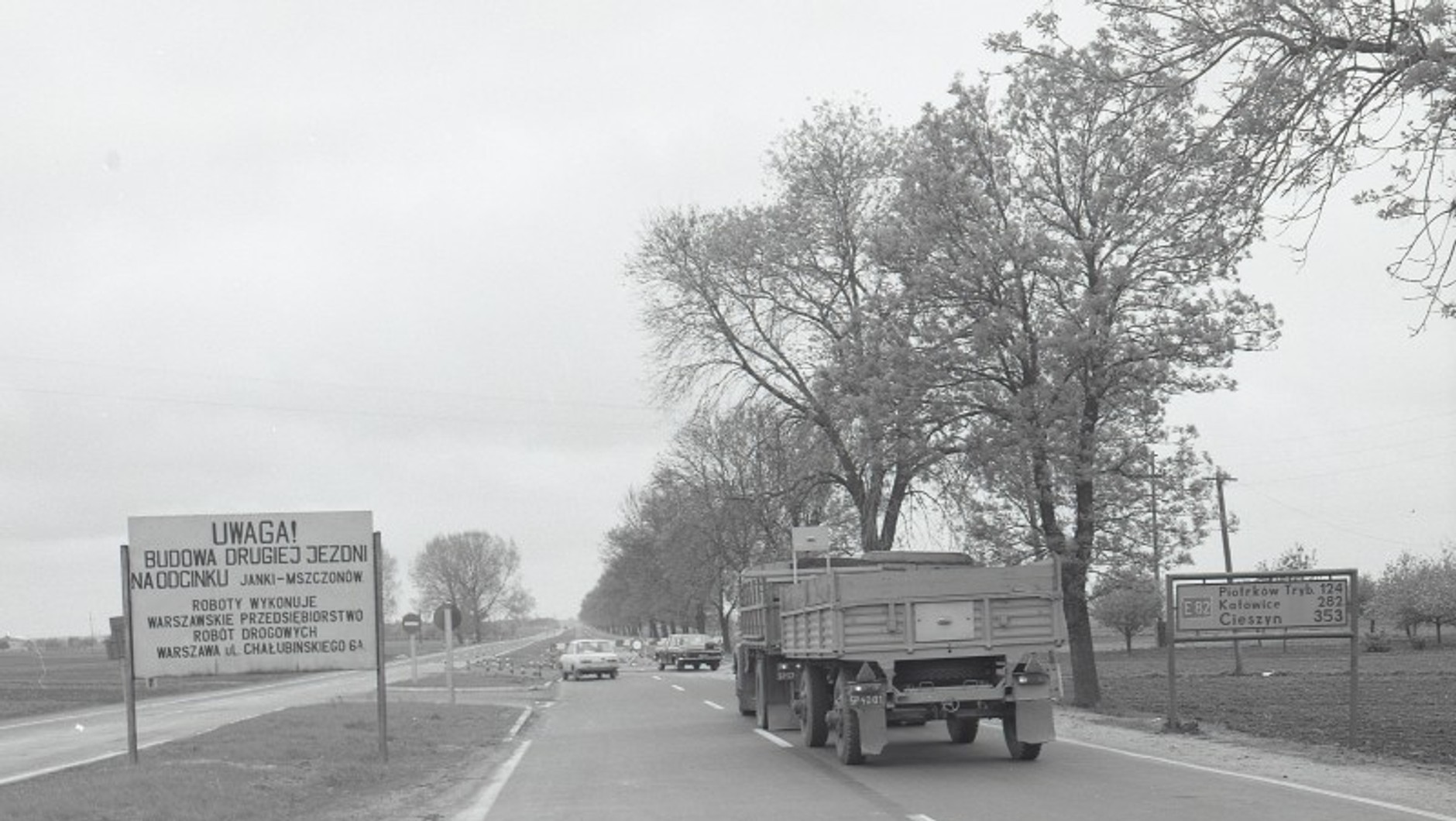W trakcie realizacji inwestycji wybudowano 4,5 km wiaduktów i mostów, przełożono 71 km kabli i przeciągnięto 152 km linii energetycznych i teletechnicznych