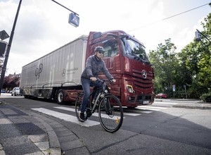 Bez kamer nie wjedziesz, czyli nowe wymogi dla ciężarówek