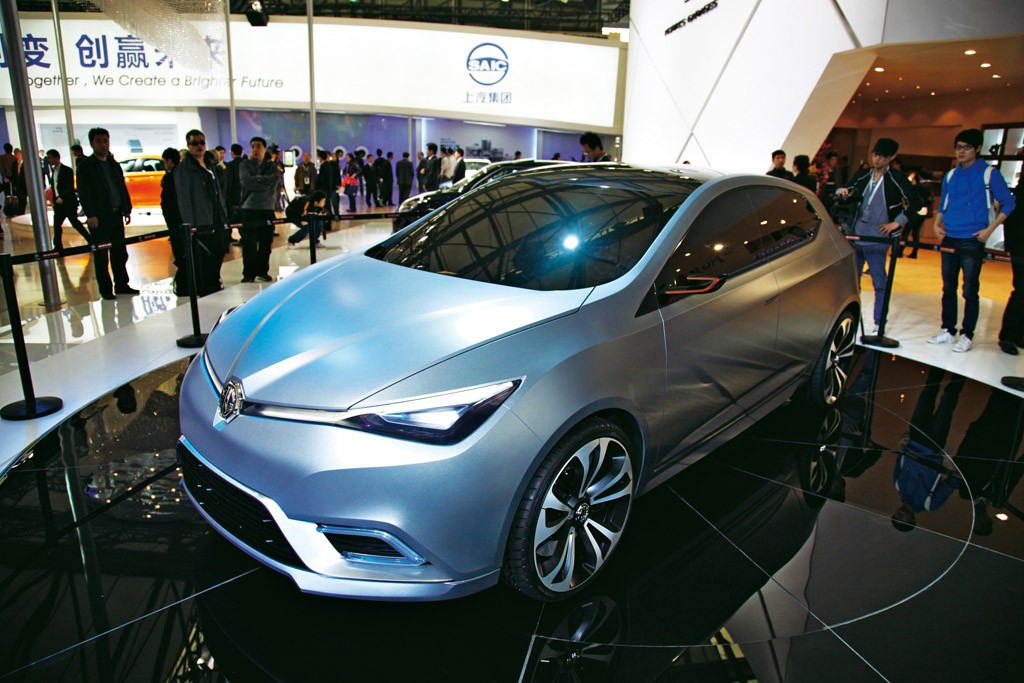 Auto Shanghai 2011: salon z podróbkami