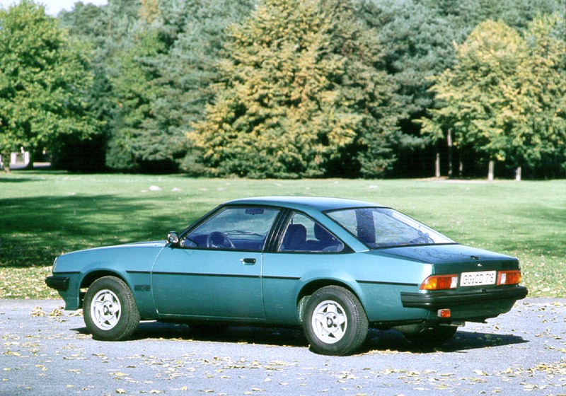 Opel i piękno jesieni (duża fotogaleria)