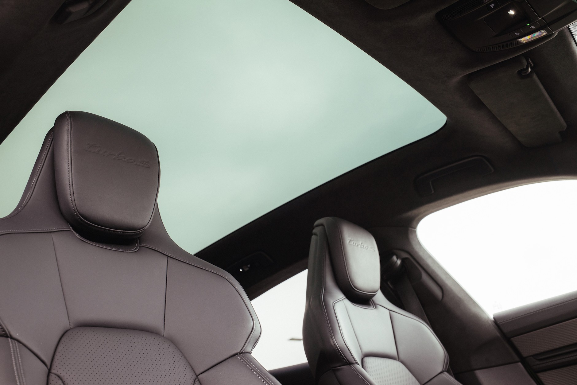 Porsche Taycan Cross Turismo Turbo S