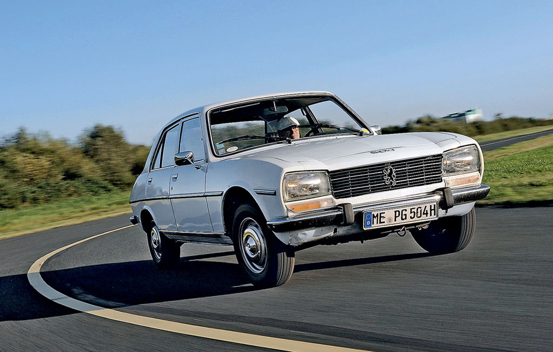Peugeot 504 D - ostre cięcie