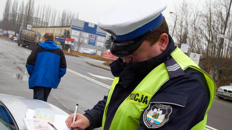 Dlaczego kierowcy nie płacą mandatów?