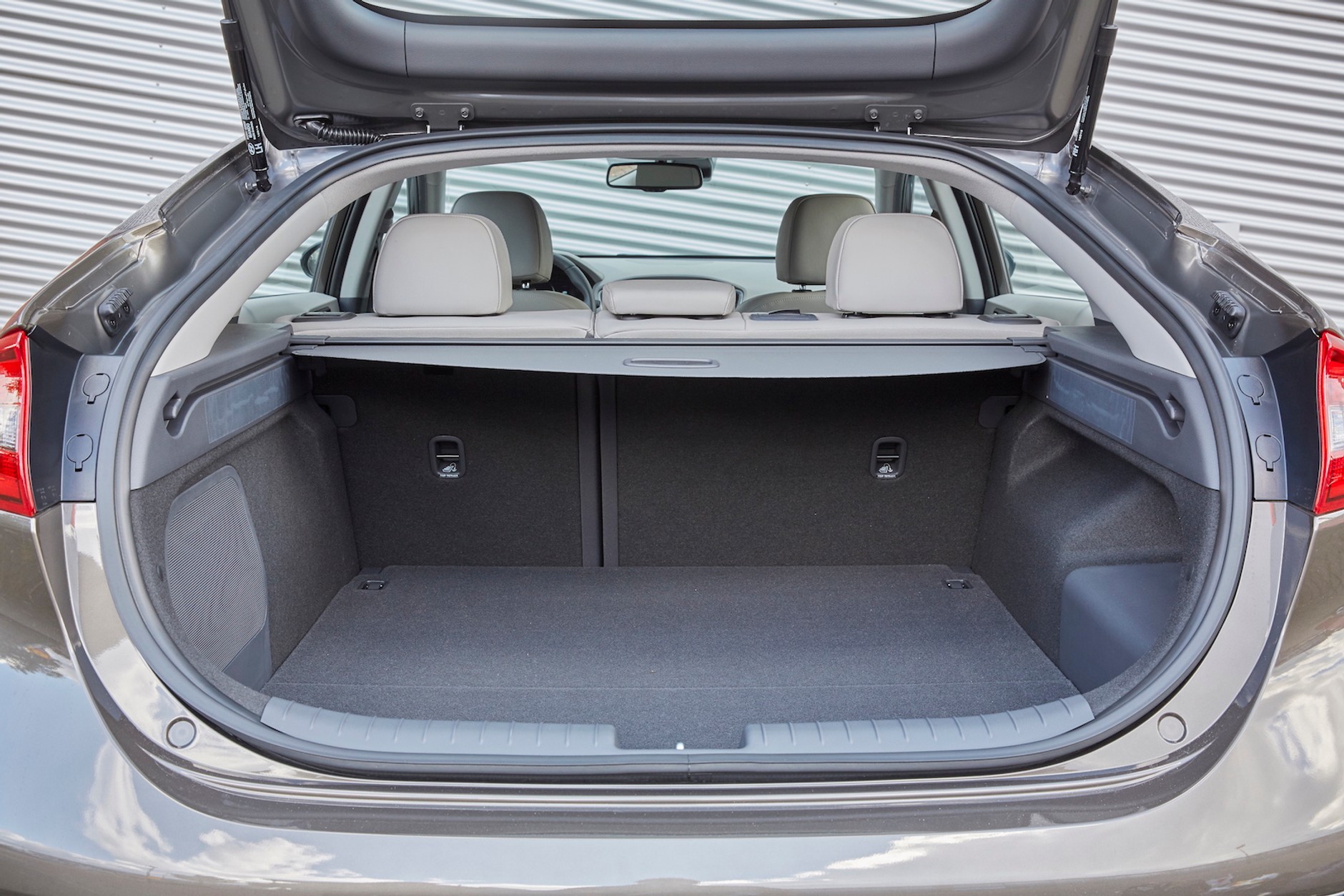 Hyundai Ioniq Hybrid