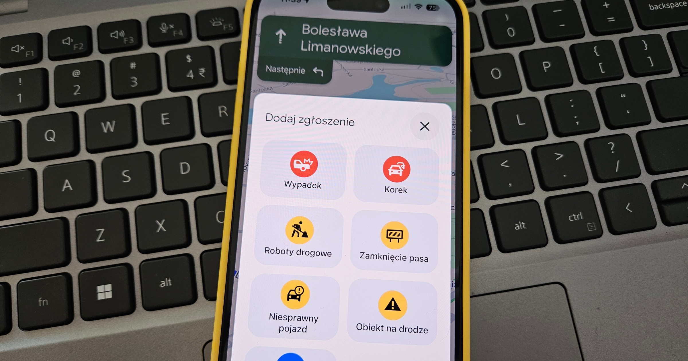Google Maps - ostrzeganie o zdarzeniach drogowych