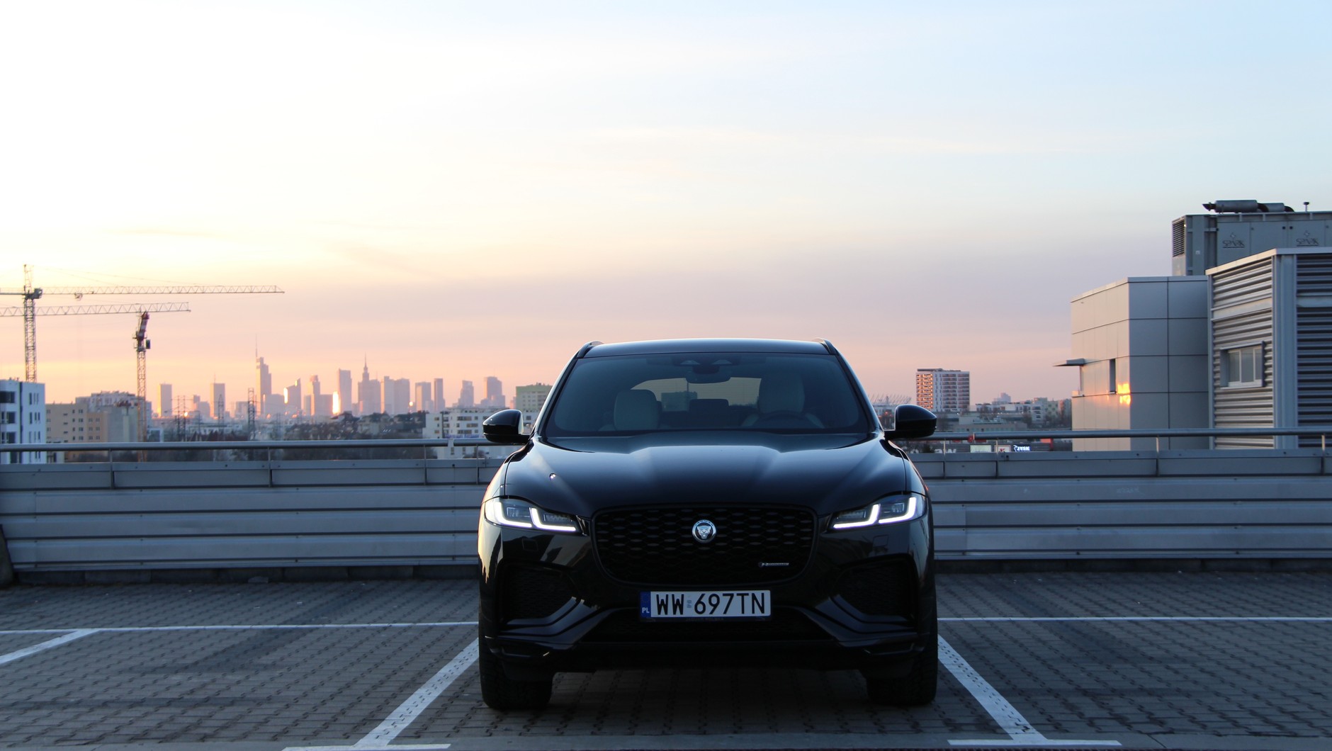 Jaguar F-Pace 2.0D R-Dynamic SE
