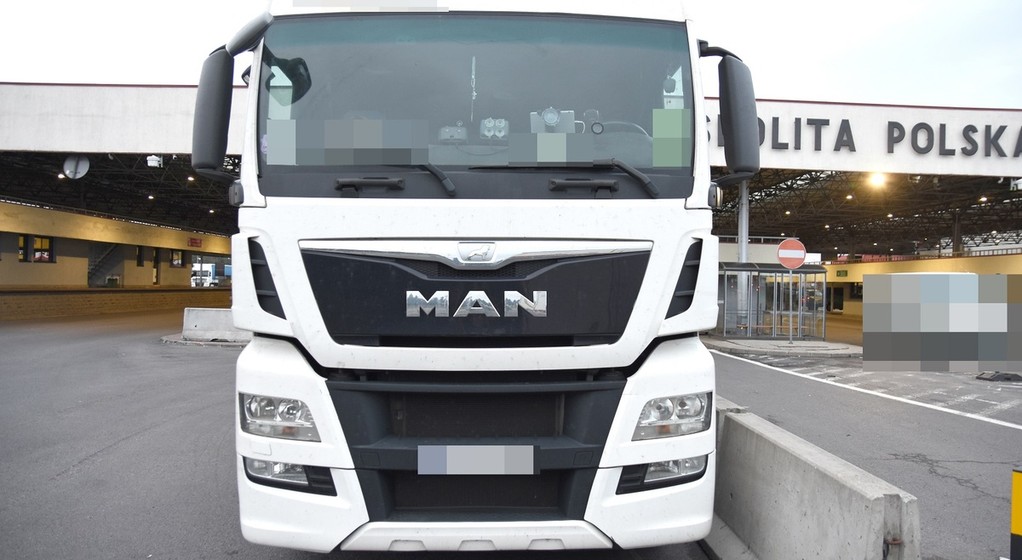 Ciężarówka MAN odzyskana na granicy kraju