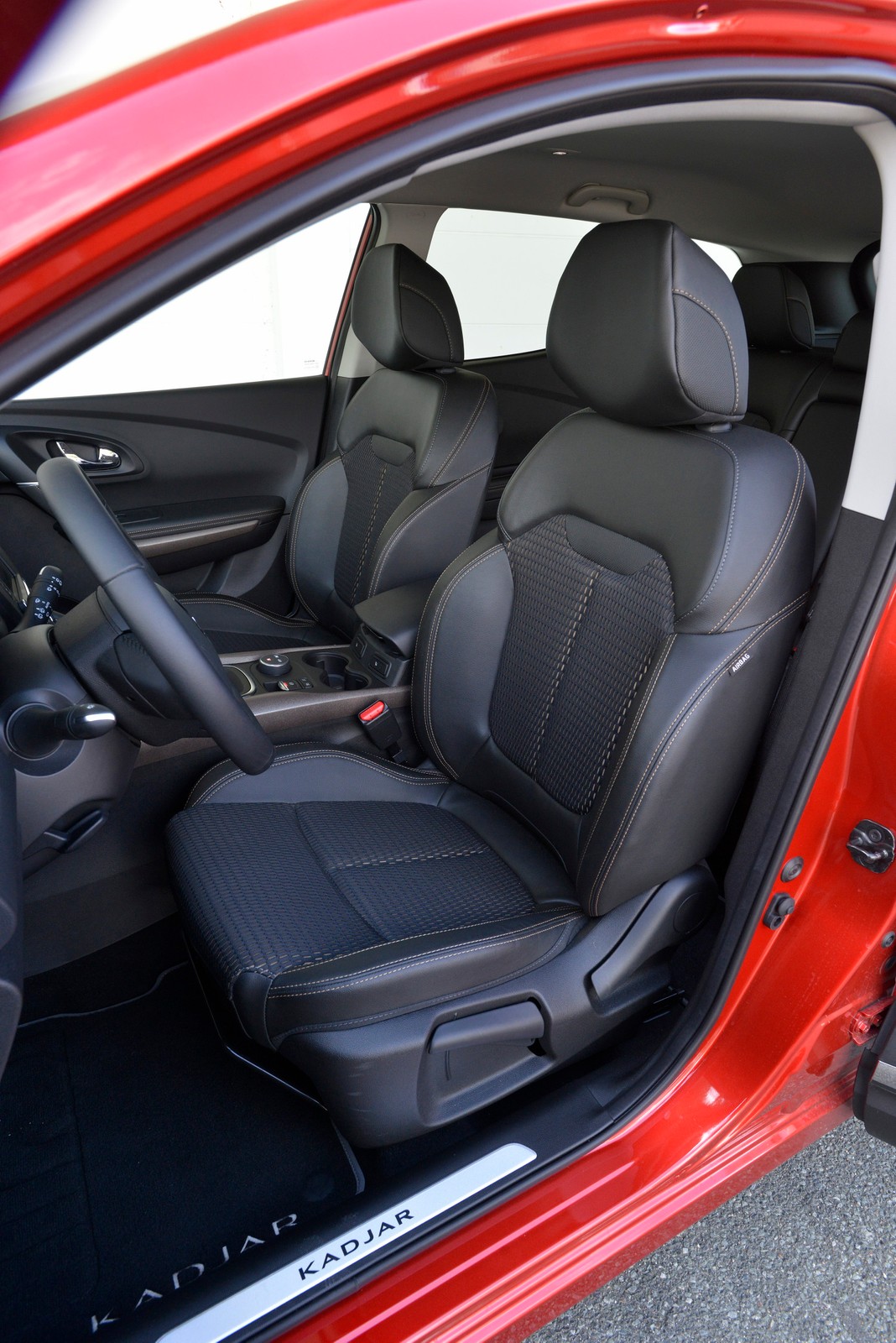 Hyundai Tucson 1.7 CRDI, Renault Kadjar 1.5 dCi, SsangYong XLV 1.6 e-XDi