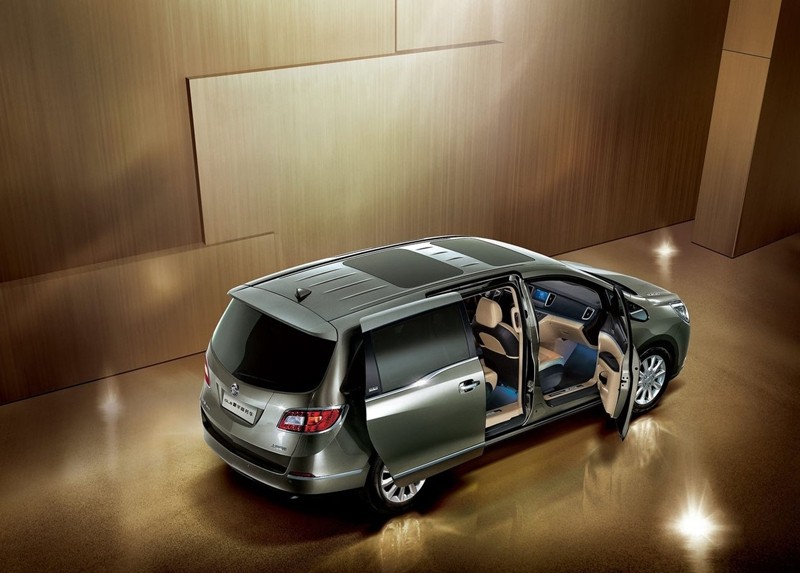 Buick GL8 – a gdyby tak można go kupić?