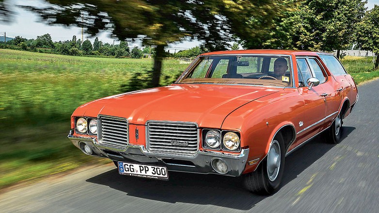 Oldsmobile Cutlass Cruiser - zaproszenie do Ameryki