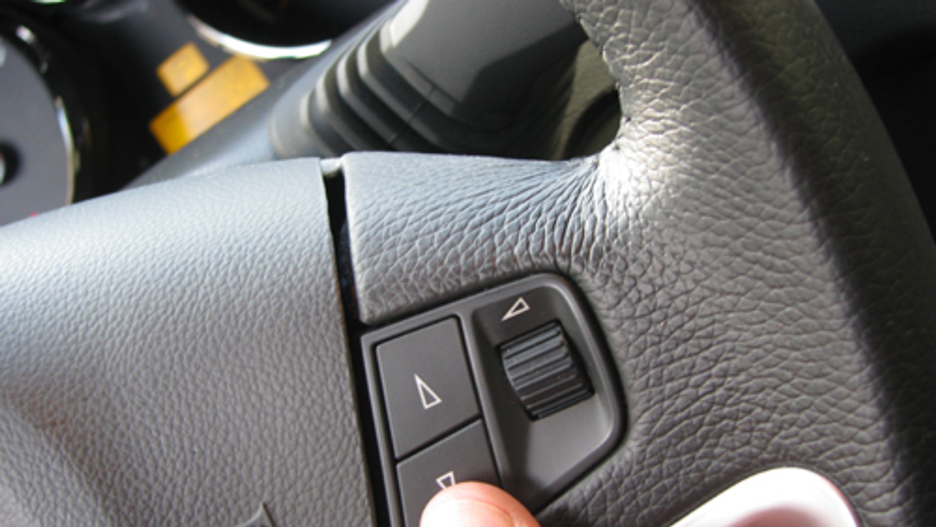 Test fabrycznych systemów car audio