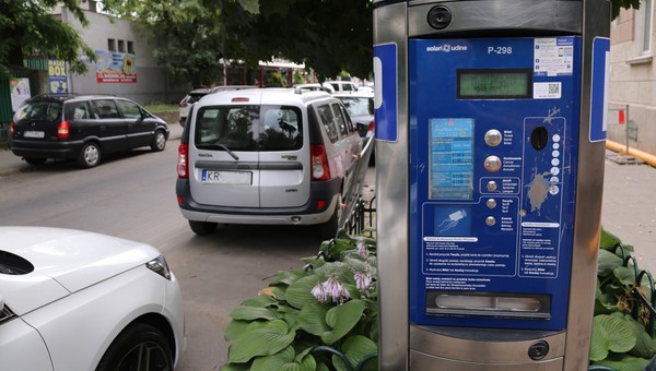 Policjanci z Krakowa błyskawicznie ich namierzyli. Oszuści wykorzystali kody QR