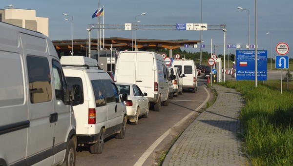 Polsko-ukraińskie przejścia graniczne działają normalnie. Są gotowe na wzmożony ruch 