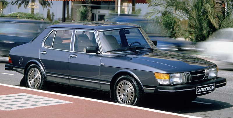 Saab 900 – historia szwedzkiego luksusu