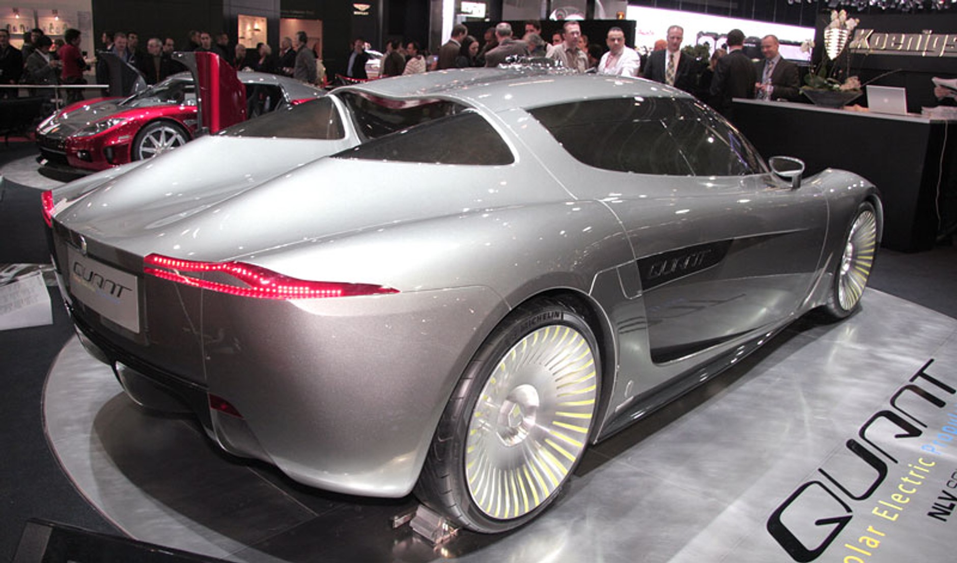 Genewa 2009: Koenigsegg Quant – 512 elektrycznych koni