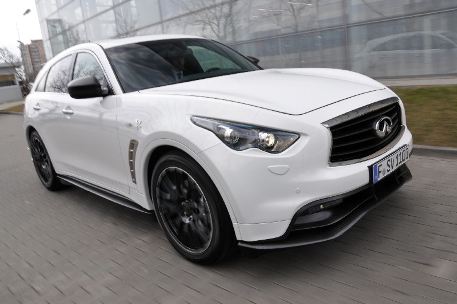 Infiniti FX Sebastian Vettel Edition