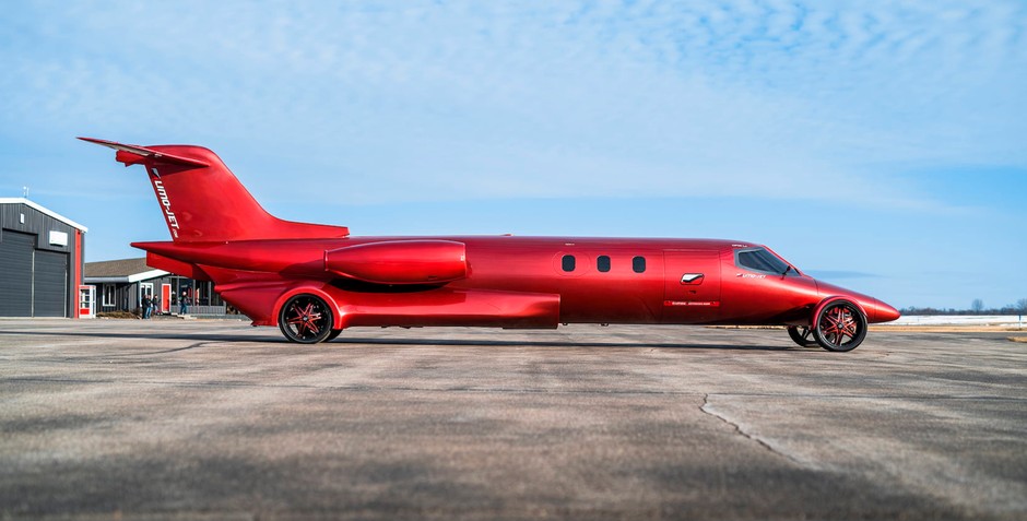 Limo-Jet, czyli limuzyna do wynajęcia w kształcie odrzutowca