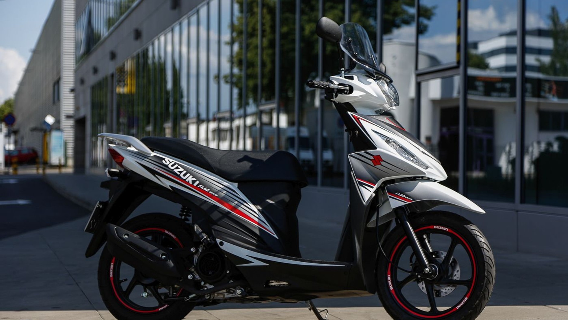 Suzuki Address 125