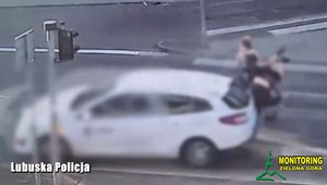 Potrącił dwóch nastolatków na przejściu. Sytuacja oczywista, ale czy piesi są bez winy?