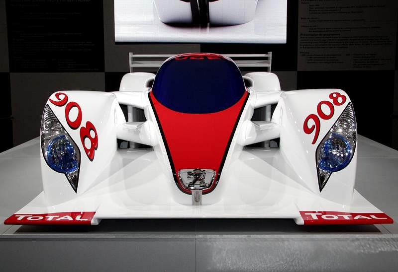 Paryż na żywo: Peugeot 908 V12 HDi DPFS