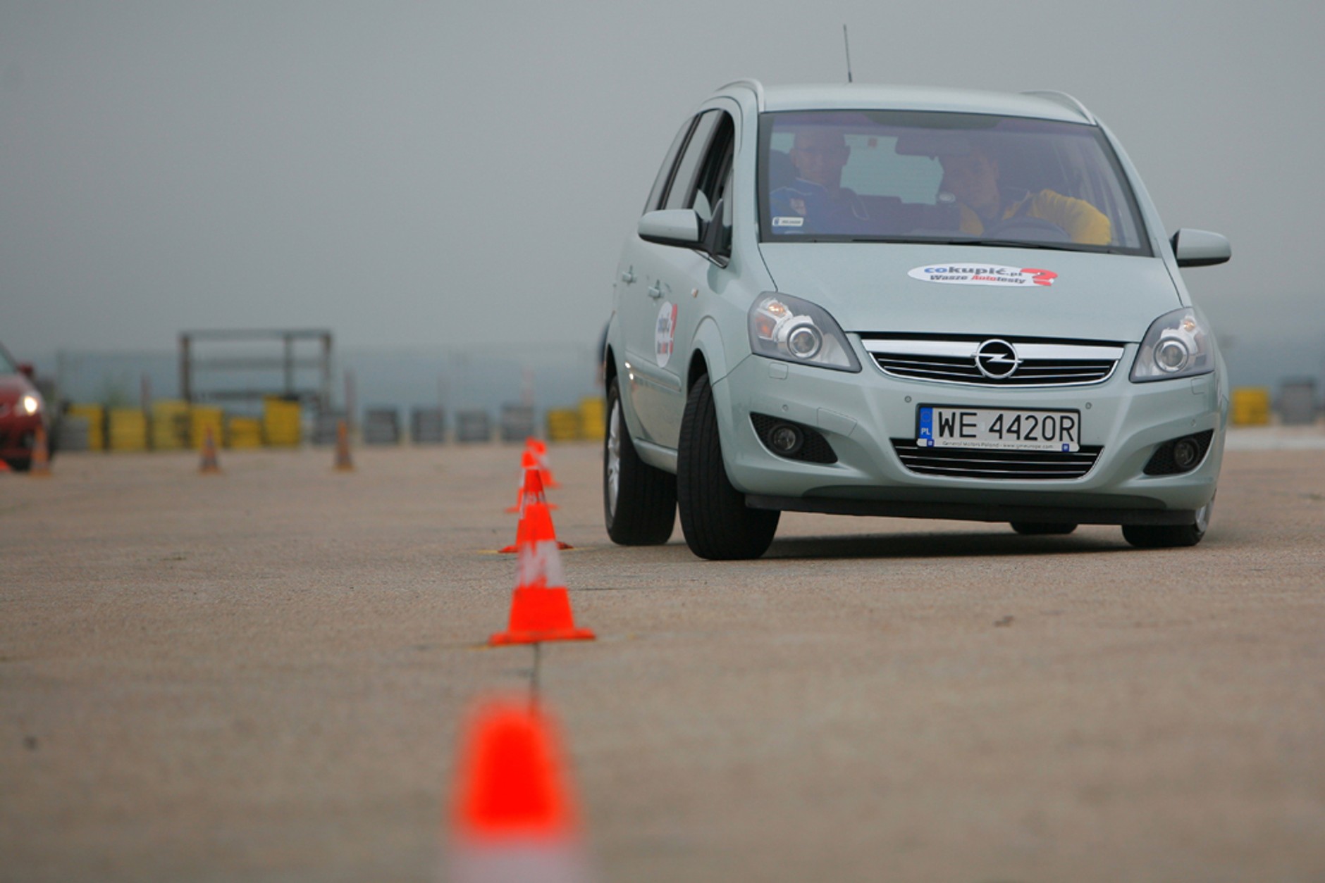 5 minivanów w teście czytelników - Który okaże się najlepszy dla rodziny Toyota Verso, Mazda 5, Opel Zafira, Renault Scenic czy Citroen C4 Picasso?