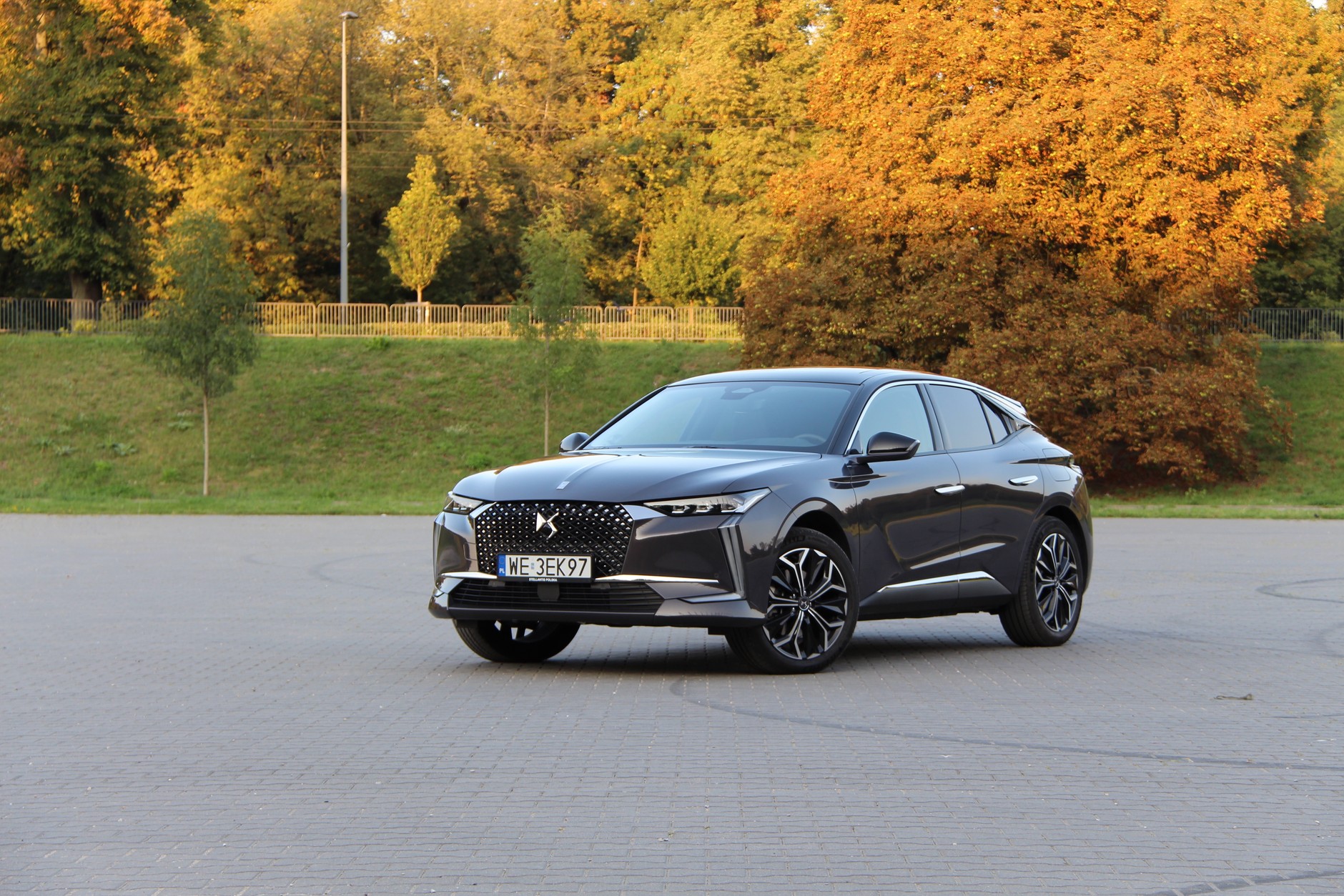 DS 4 PHEV Antoine De Saint Exupery