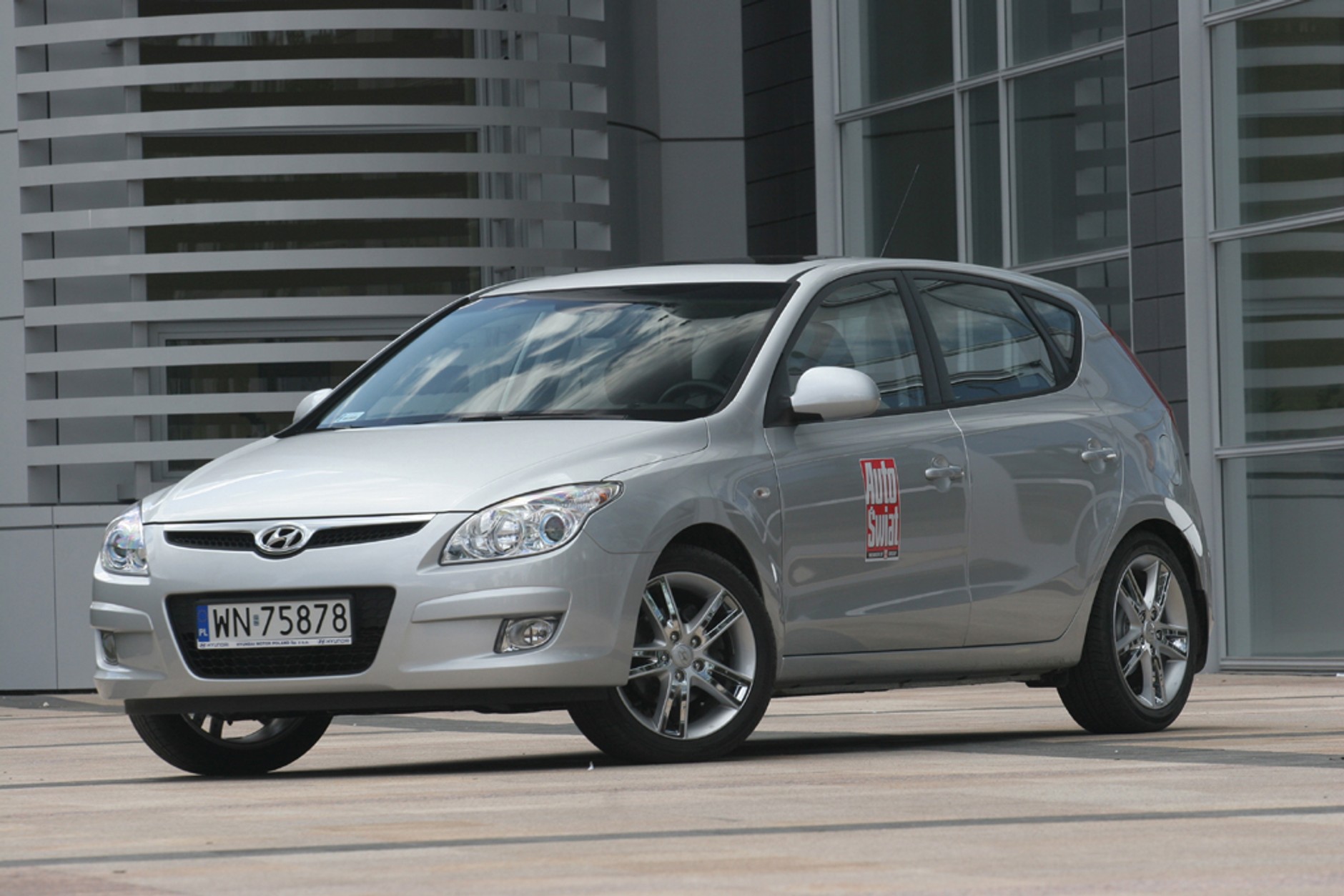 Poradnik kupującego kompaktowe bestsellery - Który kompakt warto kupić? Skodę Octavię, Opla Astrę, Kię ceed, Hyundaia i30, VW Golfa czy Renault Megane