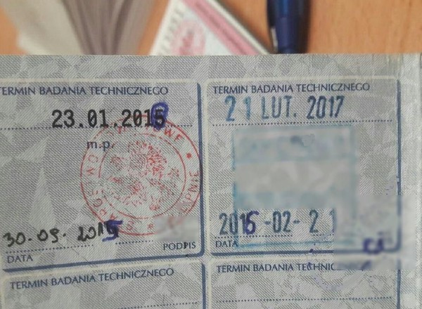 Koniec miejsca na pieczątki w dowodzie rejestracyjnym? Wcale nie musisz iść do urzędu