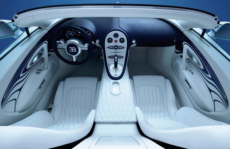 Porcelanowy Bugatti Veyron