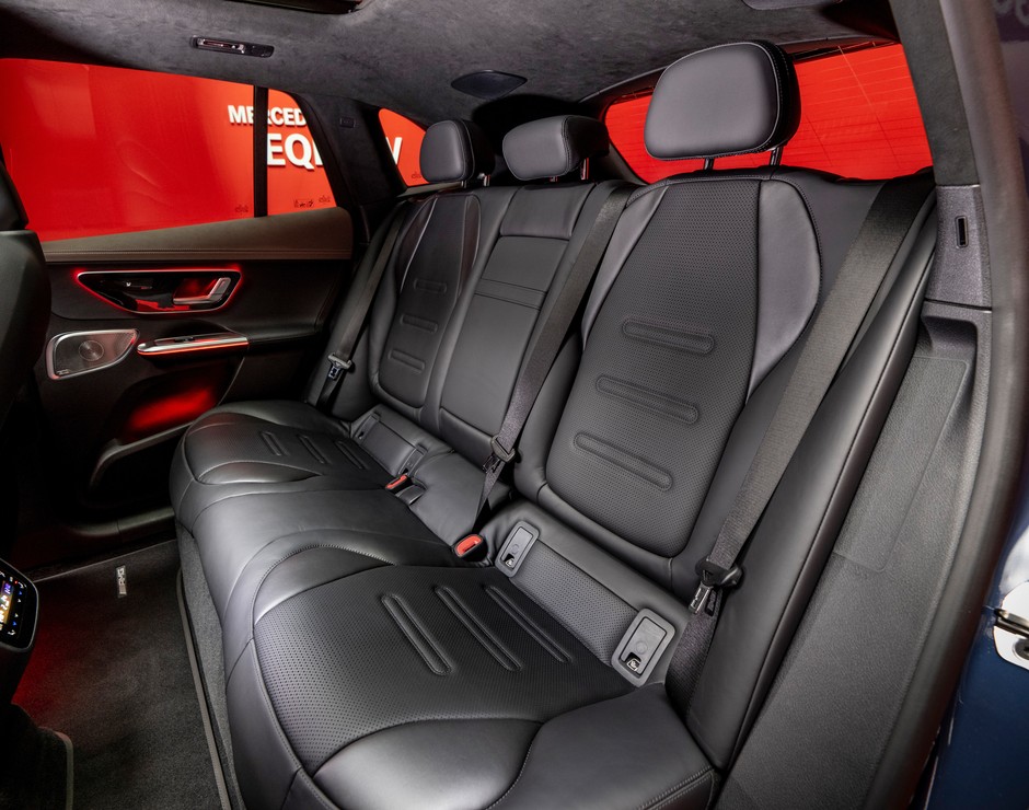 Mercedes EQE