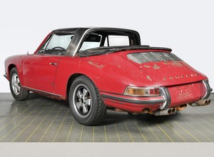 Porsche 911 Targa odrestaurowane po niemal 40 latach postoju w szopie