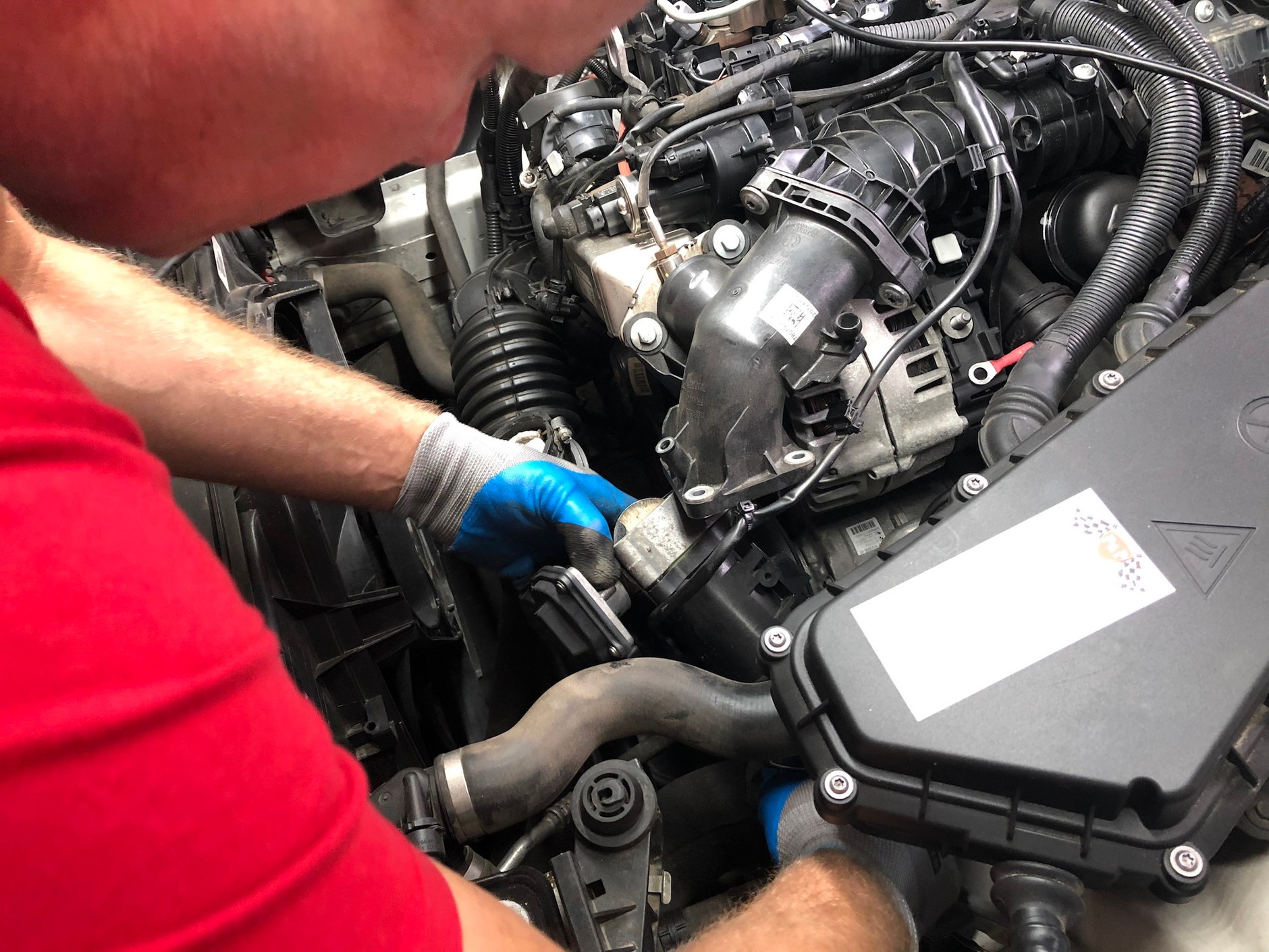 Czyszczenie układu dolotowego diesla common rail – krok po kroku