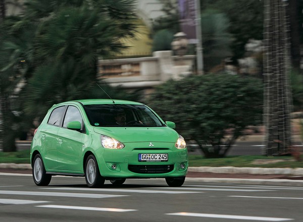 Mitsubishi Space Star 1.0: samochód dla nikogo