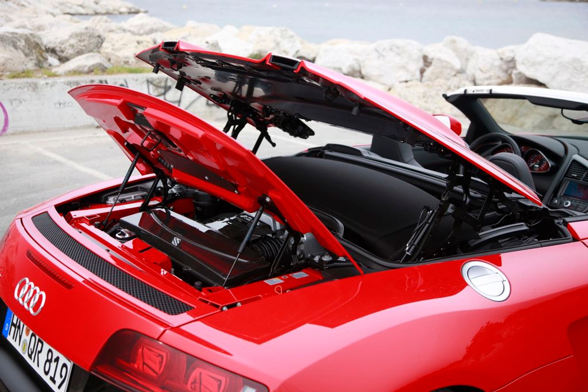 Audi R8 Spyder - supercabrio na wiosnę