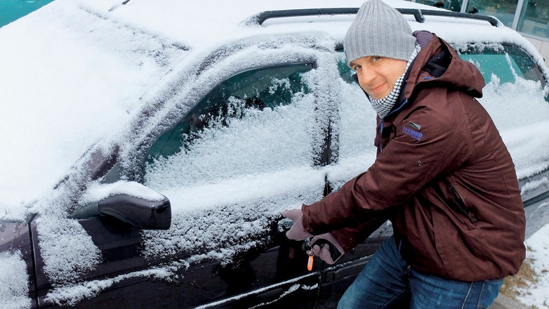 Sprawdzone sposoby na zimowe problemy z zamkami i kluczykami