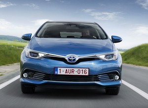 Nowa Toyota Auris za 59,9 tys. zł