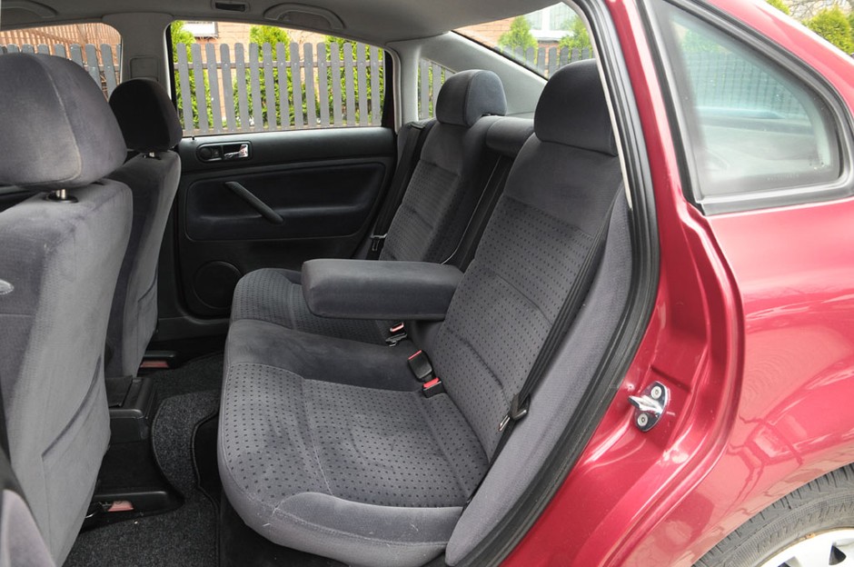 Volkswagen Passat 1.8 Turbo: ciekawa alternatywa