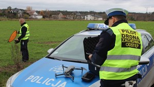 Jak wygląda kontrola drogowa z użyciem drona? Jest niemal niezauważalna dla kierowcy
