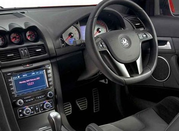 Przekładka anglika, czyli auto za pół ceny