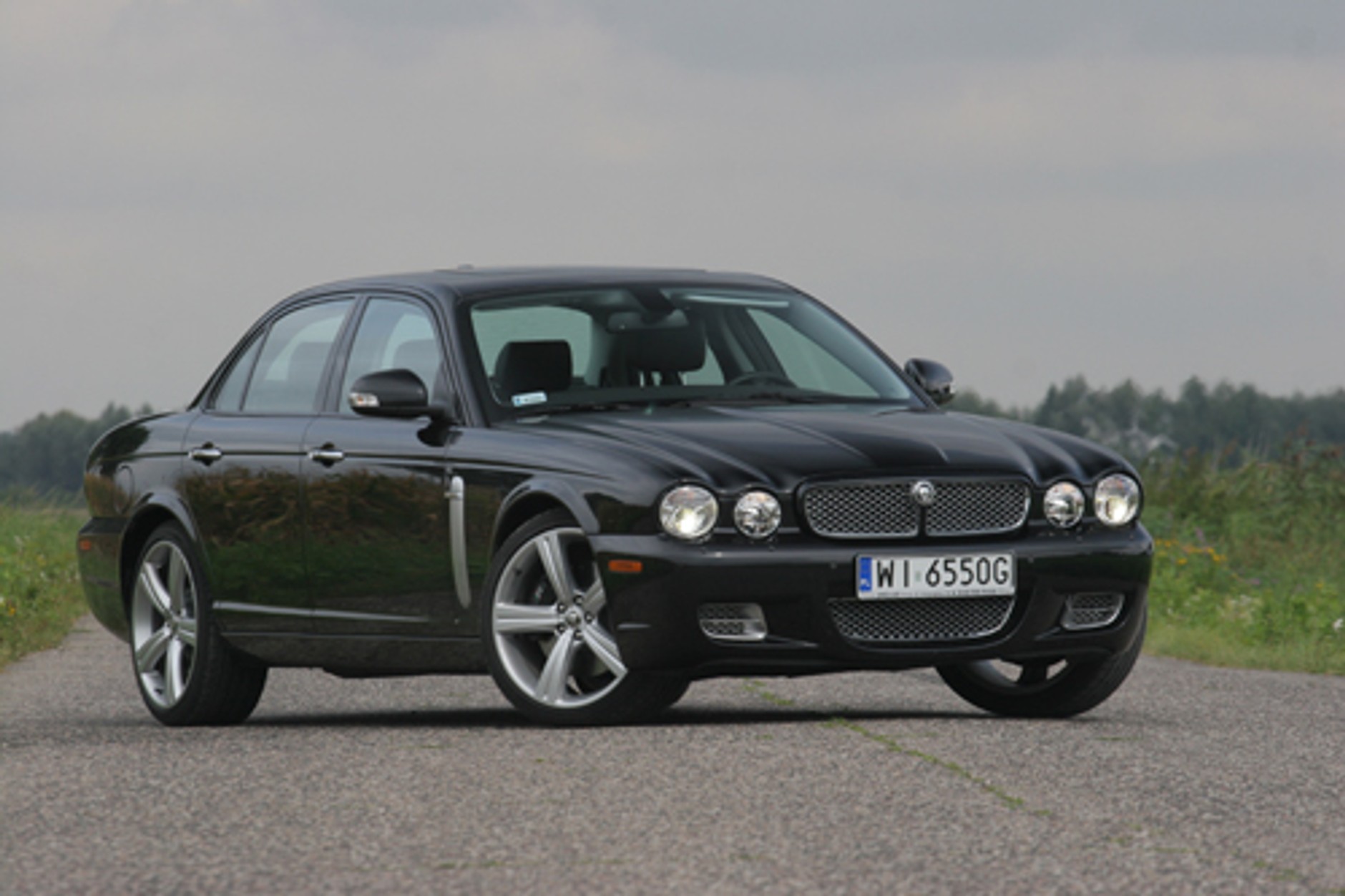Jaguar XJR - Alu-kot z dopalaczem!